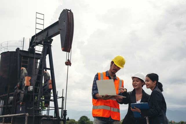 Houston oil & gas recruiters & how to find the best.