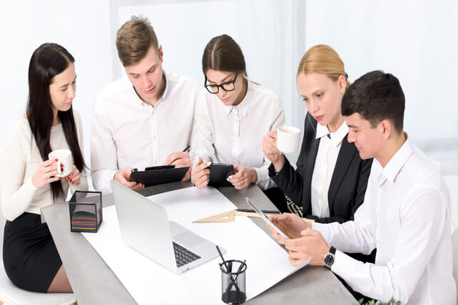 10 Best HR Outsourcing Companies for SMBs