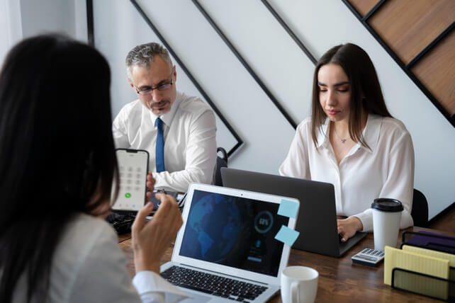 Top I-9 and Employment Eligibility Verification Software Platforms